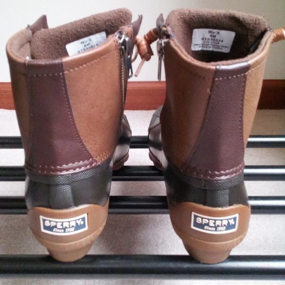 SPERRY Women's Duck Boots - BRAND NEW - Picture 4 of 7